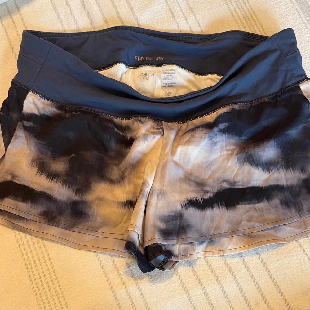 CALIA by Carrie Underwood Navy and Ivory Tie-Dye Running Shorts